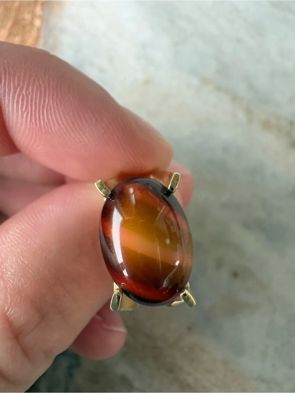 Vintage Sarah Coventry Gold-Tone Ring with Brown Cat's Eye Oval - Size 6.5
